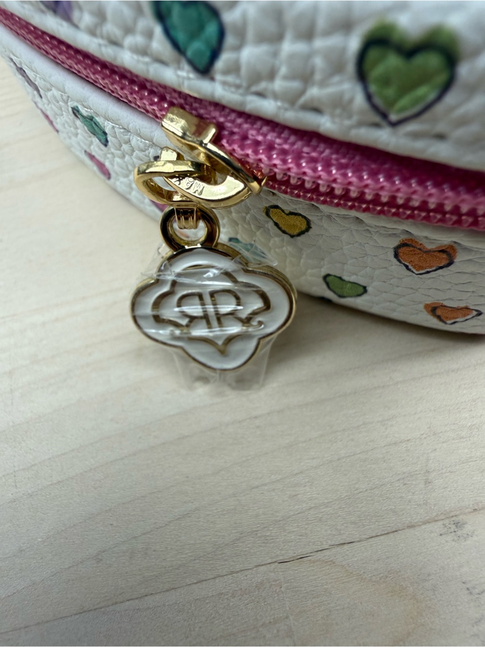 Roller Rabbit Heart Print Jewelry Case - Picture 2 of 3